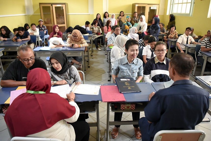 Krisna Menangis, Was-was Anaknya Tak Diterima di SMP Negeri Denpasar