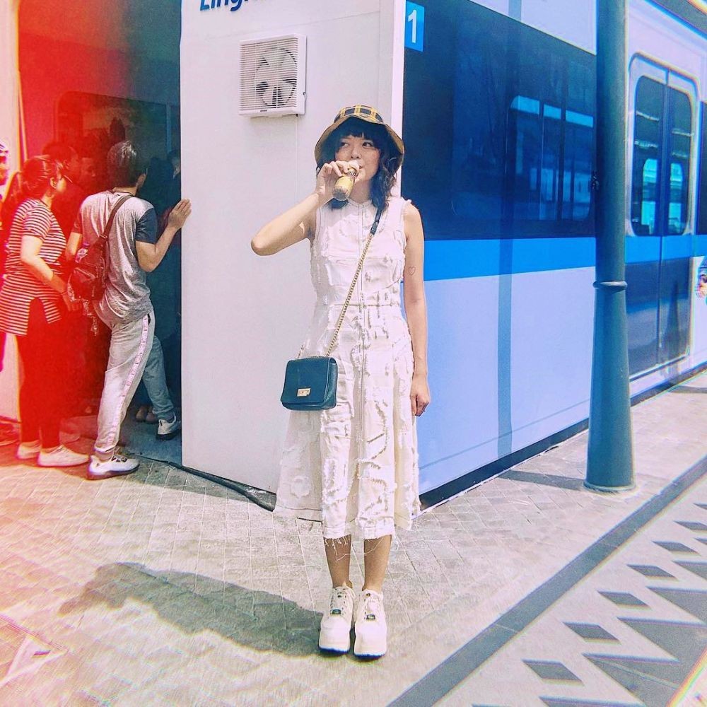 Modis Banget! Ini 8 Inspirasi Gaya OOTD ala Sonia Eryka