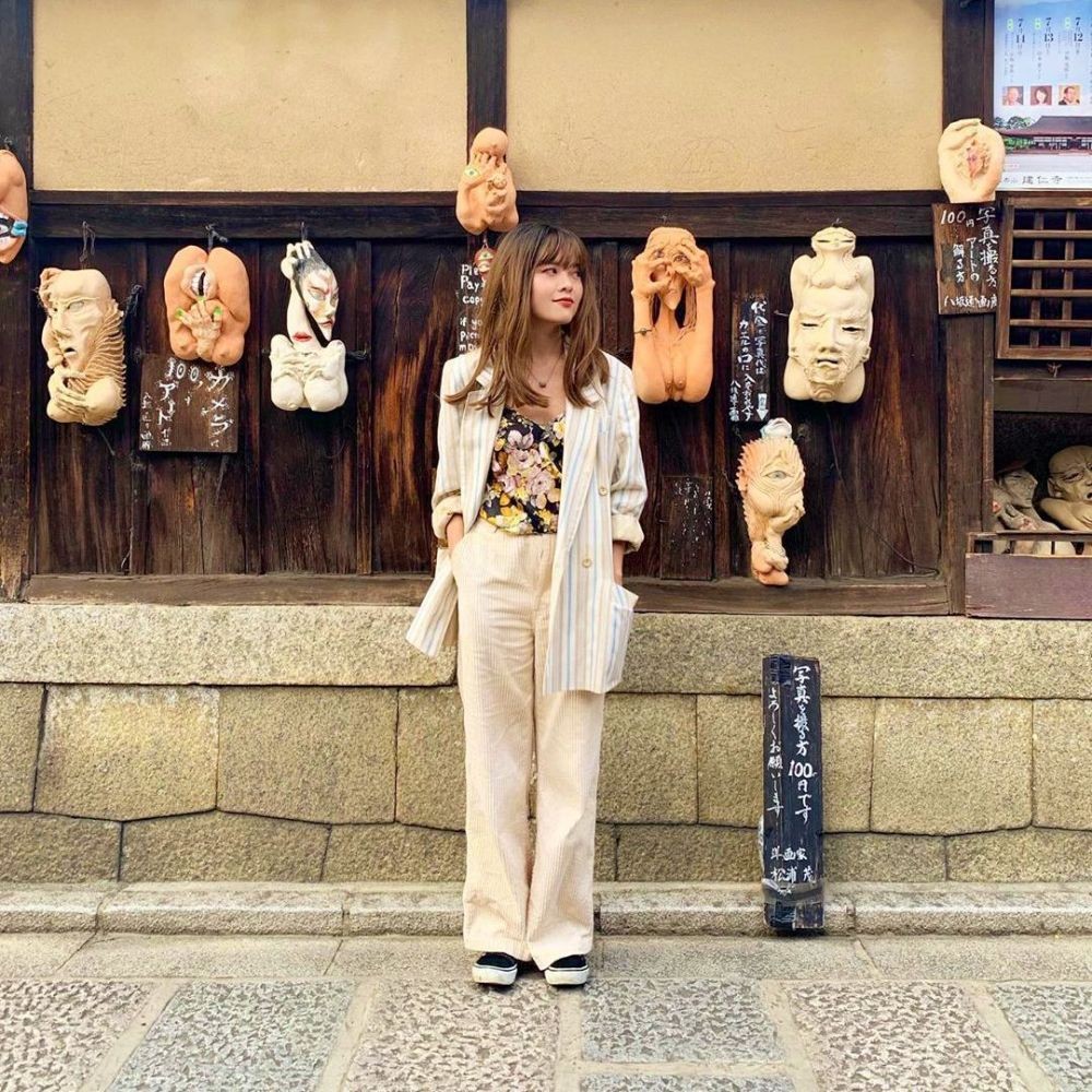 Modis Banget! Ini 8 Inspirasi Gaya OOTD ala Sonia Eryka