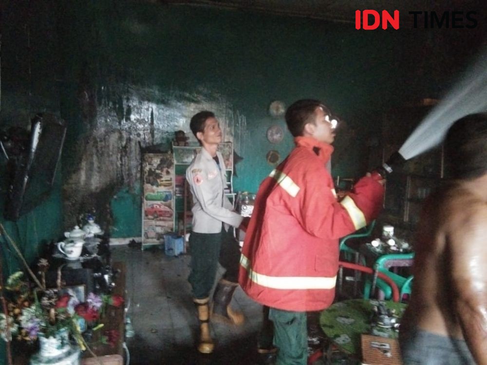 Rumah Permanen Terbakar di Binjai, Fauzi Alami Luka Bakar