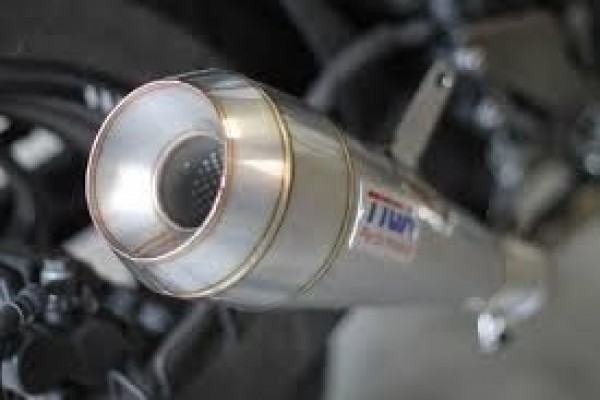 Selain Bising, Pemakai Knalpot Racing Bisa Ditilang! Ini Alasannya