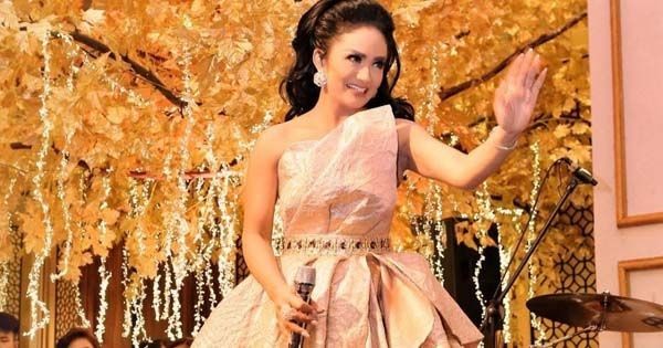 9 Artis Beken Masih Memesona bak Gadis, padahal Punya Empat Anak