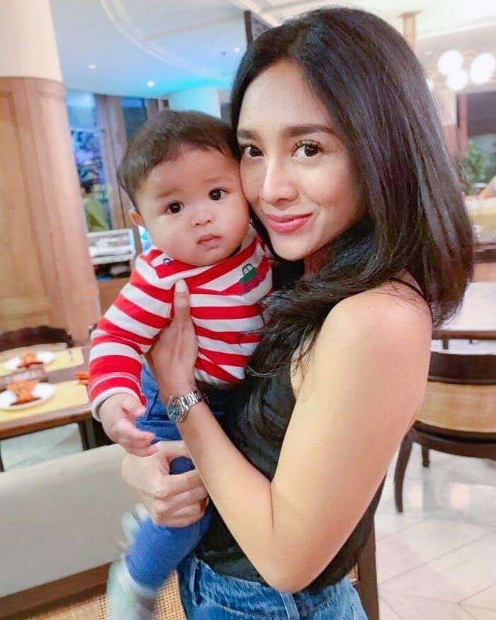Yuk Intip 10 Potret Dea Ananda Trio Kwek Kwek Terbaru, Masih ABG Ya?