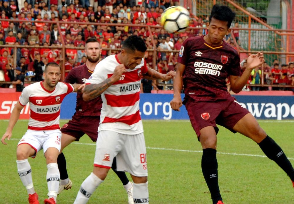 Madura United Vs PSM, Lima Pertemuan Terakhir Didominasi Sape Kerrab