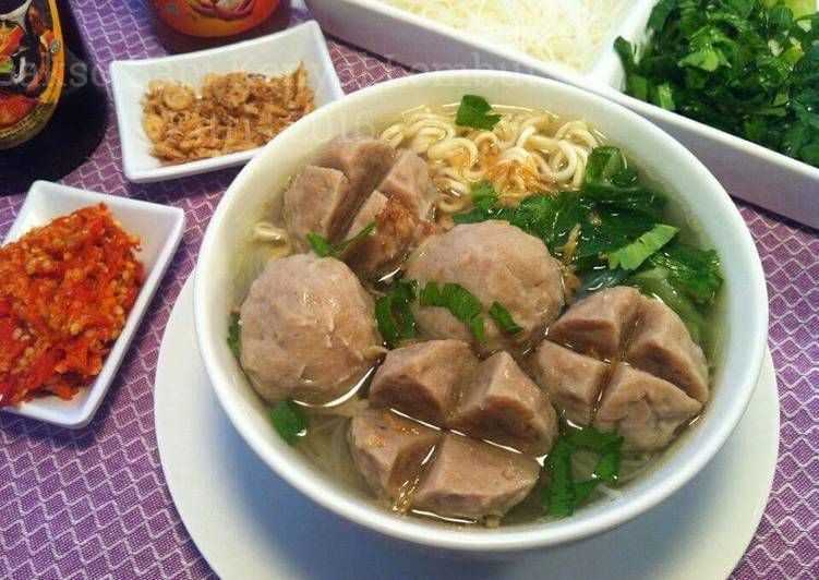  Resep  Cara Membuat Bakso  Ayam  Sederhana yang Gurih