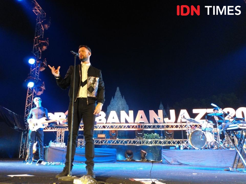 Brian McKnight dan Anggun Tutup  Prambanan Jazz 2019