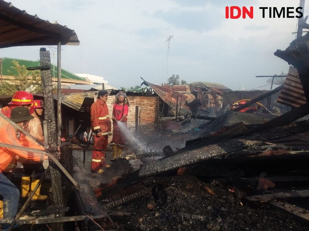 Hanya Satu Jam, 10 Rumah Kontrakan di Siantar Hangus Terbakar
