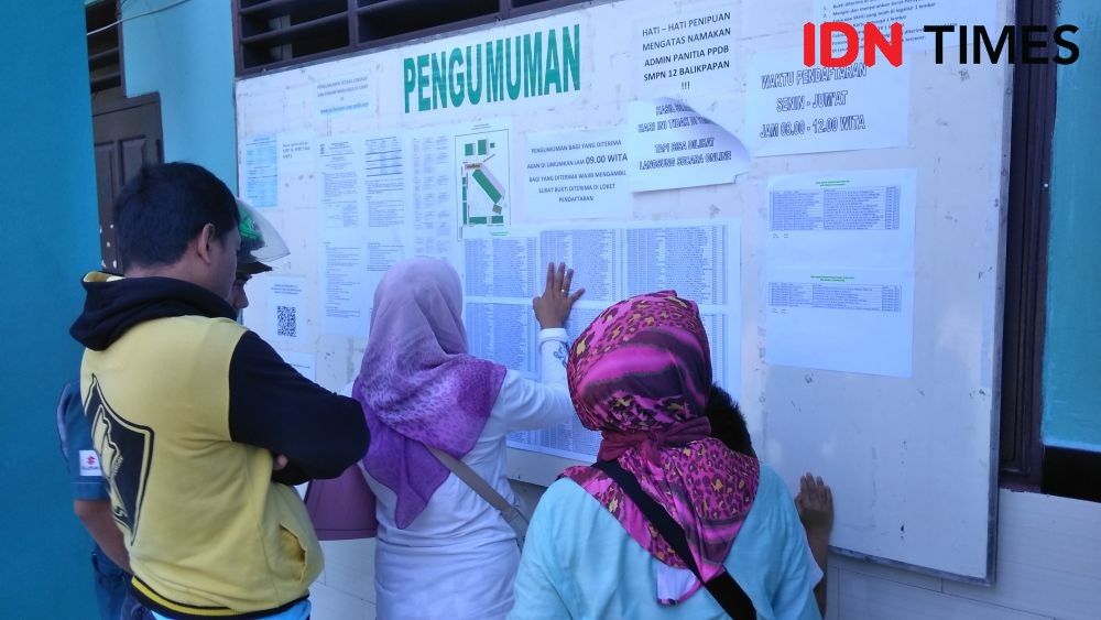 2 Anak Rebutan 1 Kursi SD dan SMP di Semarang saat PPDB Online 2020
