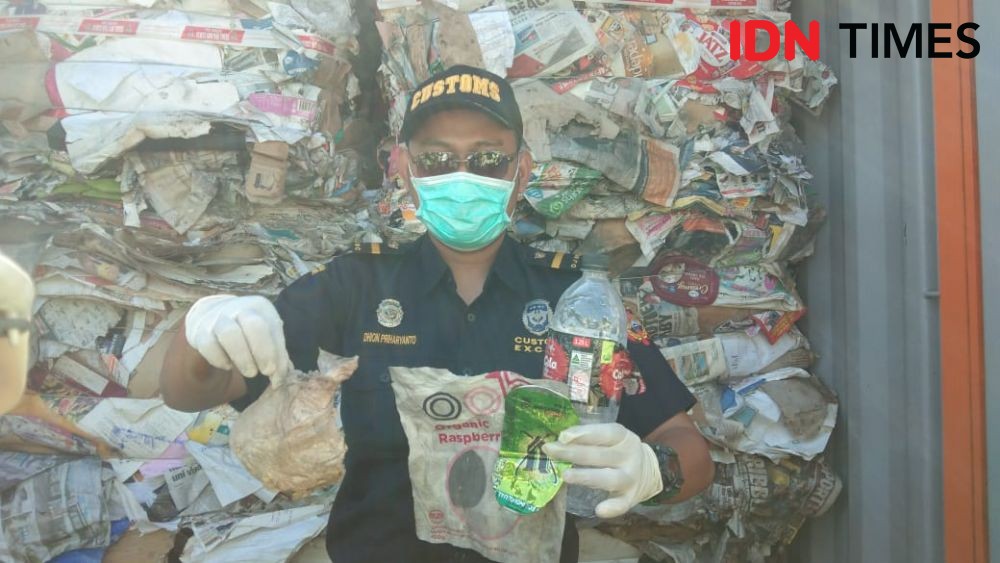 Delapan Kontainer Sampah Impor Australia Terkontaminasi Limbah B3