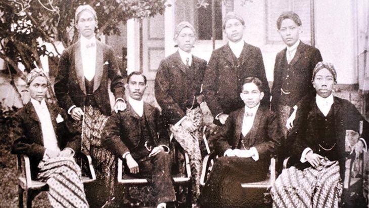 14 Fakta Sejarah Hari Koperasi Nasional Di Indonesia