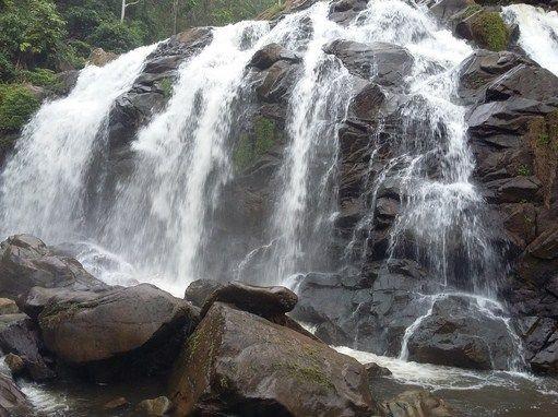 8 Wisata Air Terjun di Lampung dan Sekitarnya, Panoramanya Juara!