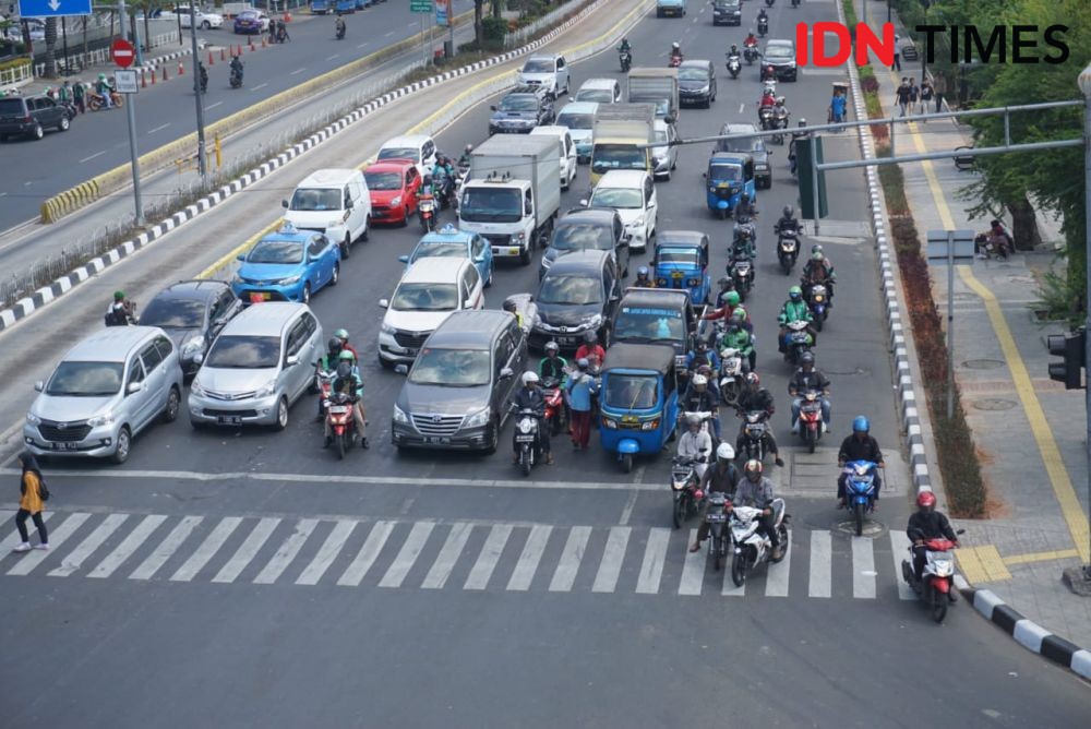 Pakai Solar Cell, Traffic Light Surabaya Tak Mati Saat Listrik Padam