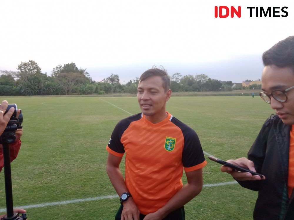 Latihan di Sleman, Persebaya Tanpa Balde dan Djanur