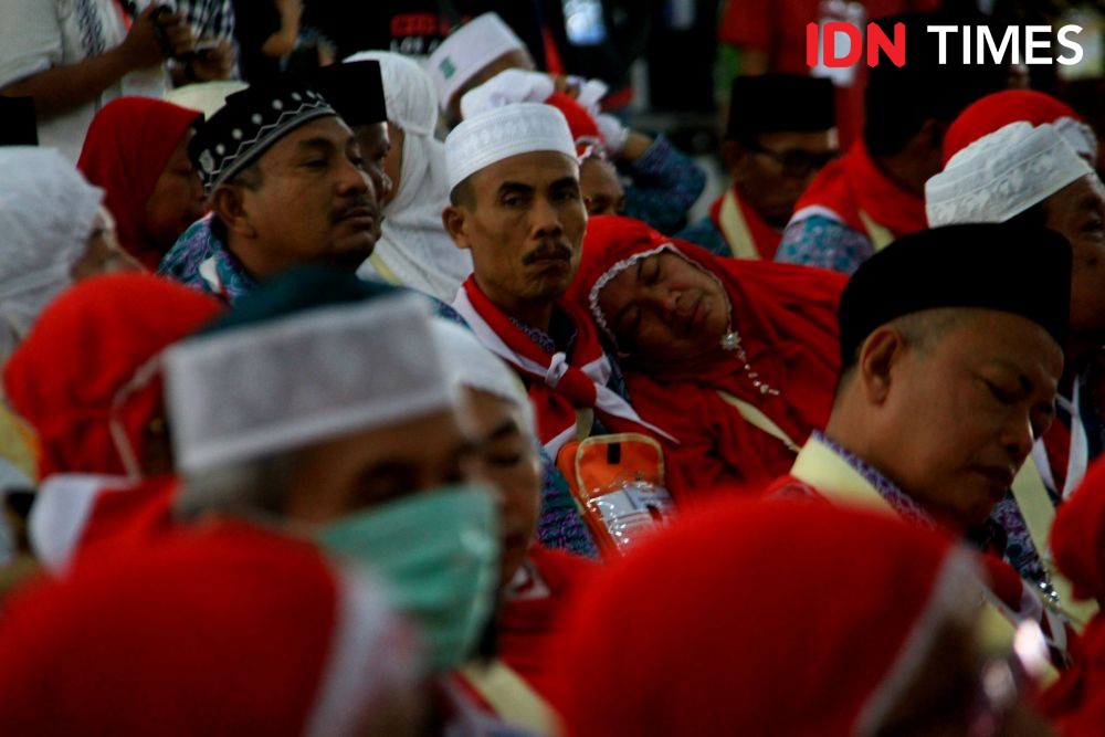 Jemaah Haji Kloter I Medan Berangkat, Edy Rahmayadi Ikut Menangis