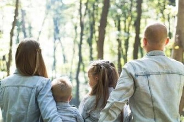 5 Ilmu Parenting yang Perlu Dimiliki Pasangan Muda