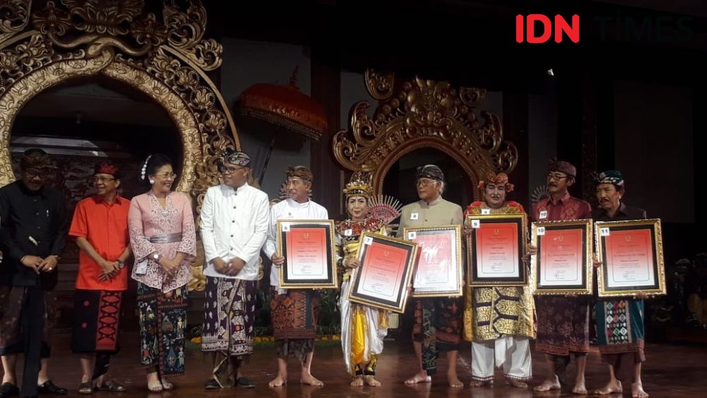 11 Seniman Bali yang Terima Penghargaan Pengabdi Seni