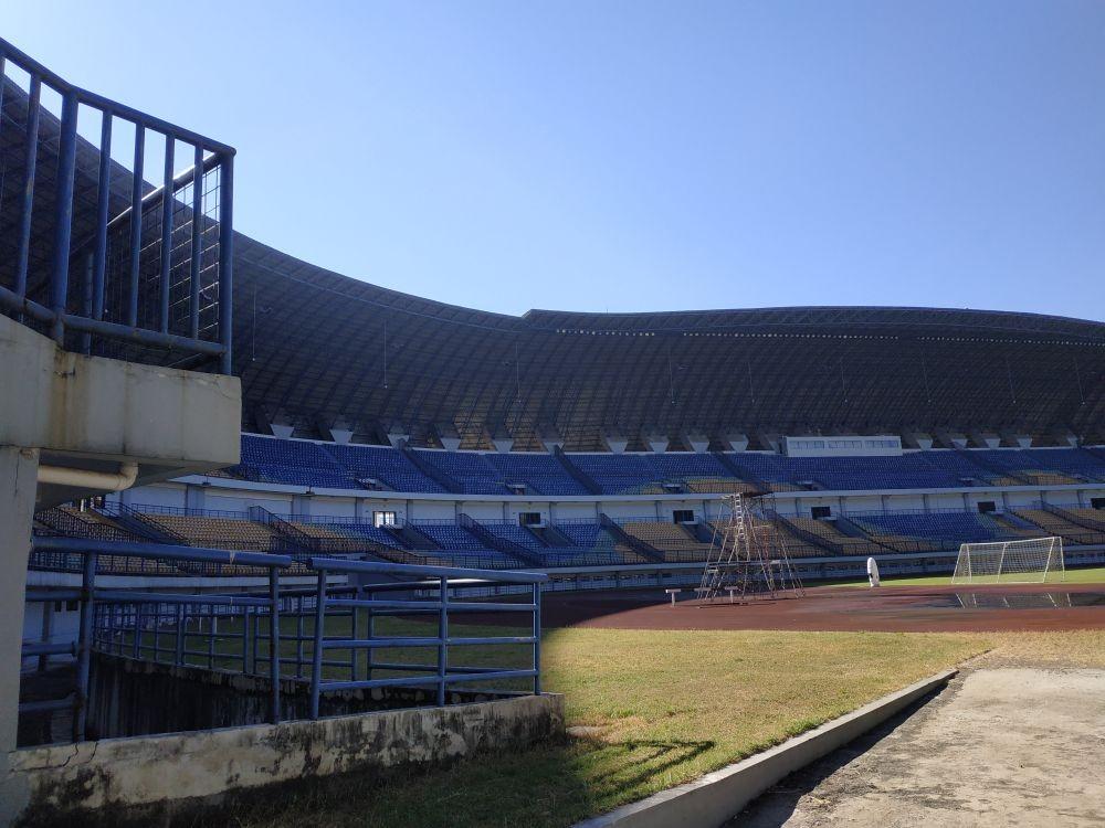 Belum Bisa Dipakai, Menteri Basuki Segera Cek Kondisi Stadion GBLA