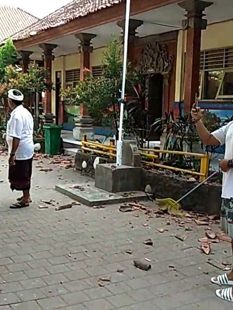 Sejumlah Bangunan di Kabupaten Badung Rusak Pasca Gempa Bali