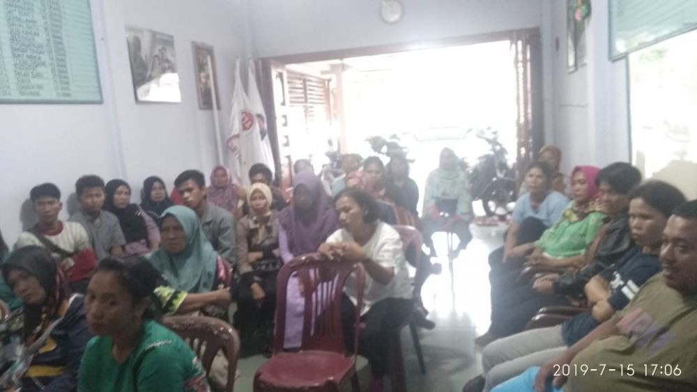 Kerja 20 Jam, Buruh Pabrik Mie Mengadu Ke SBSI Solidaritas Simalungun