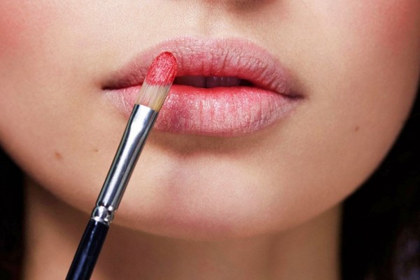 Ini 10 Makeup Natural yang Pas untuk Cewek Cuek dan Gak Suka Dandan