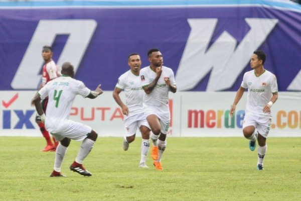 Jadi Tersangka, Gomes Cemaskan Psikis Patrich Wanggai