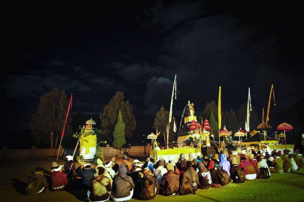 Fakta Unik Yadnya Kasada, Ritual Sakral Khas Suku Tengger