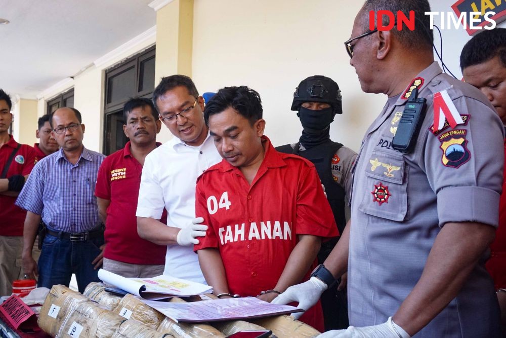 Ditangkap, Kurir Paket Ganja 30 Kilogram Terancam Hukuman Mati