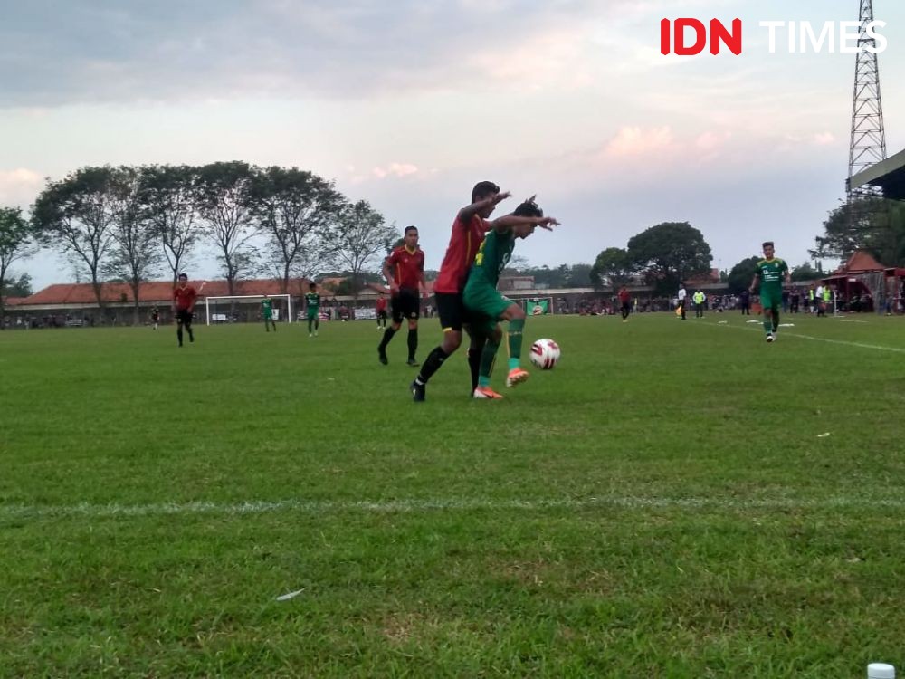 Sriwijaya FC Rampingkan Tim, Hanya 18 Pemain yang Bertahan