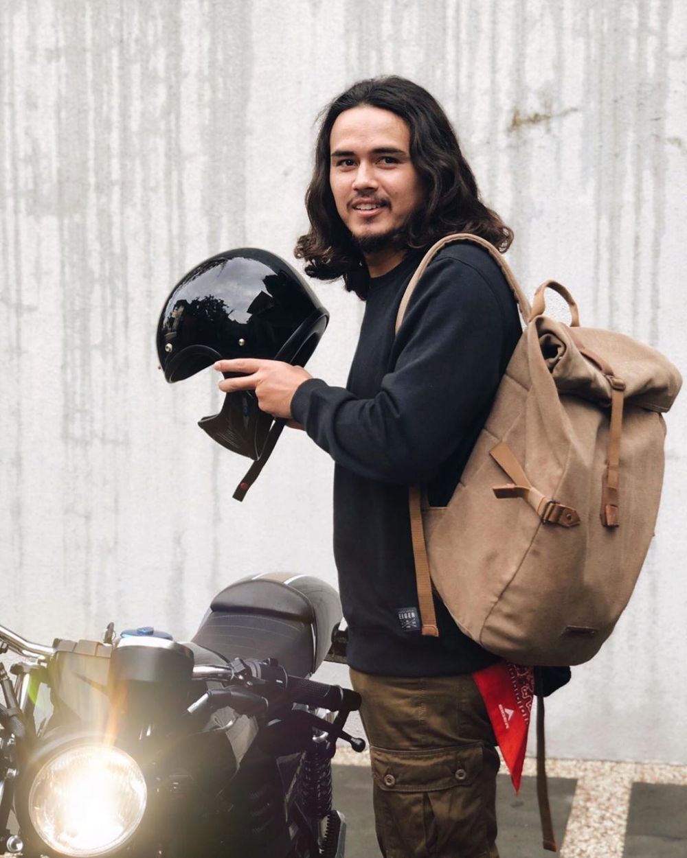 10 Potret David John, Pemeran Film Koboy Kampus yang Mirip Johnny Depp