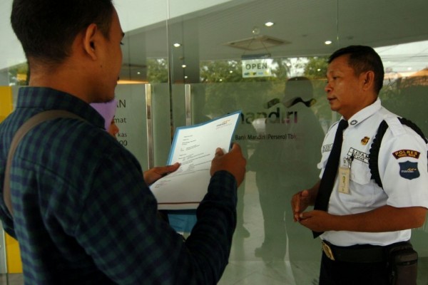 Kisah Nasabah Bank Mandiri Saat Mendapati Saldo Tabungan Raib