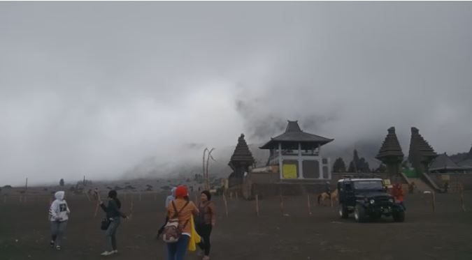 Belum Sebulan Buka, Wisata Gunung Bromo Kembali Ditutup 