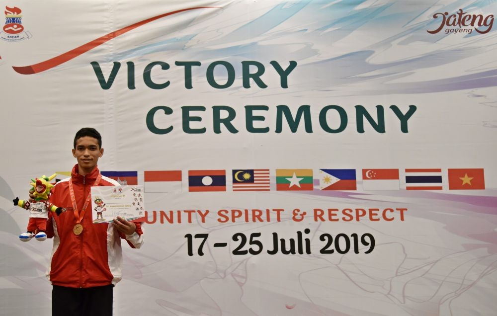 [FOTO] Aksi Pesilat Indonesia di Ajang ASEAN School Games 2019