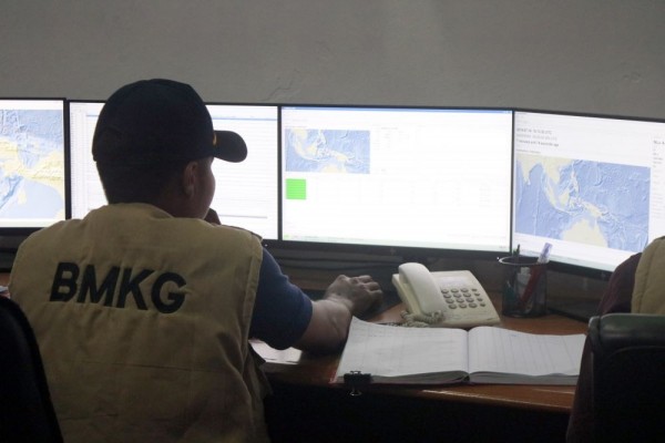 BMKG Catat 28 Kali Gempa Susulan di Majene Sulbar