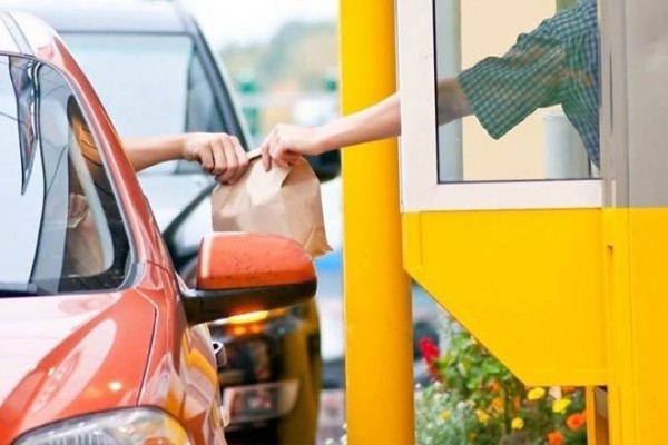 Mengenal Arti Drive Thru dan Jenis Layanannya