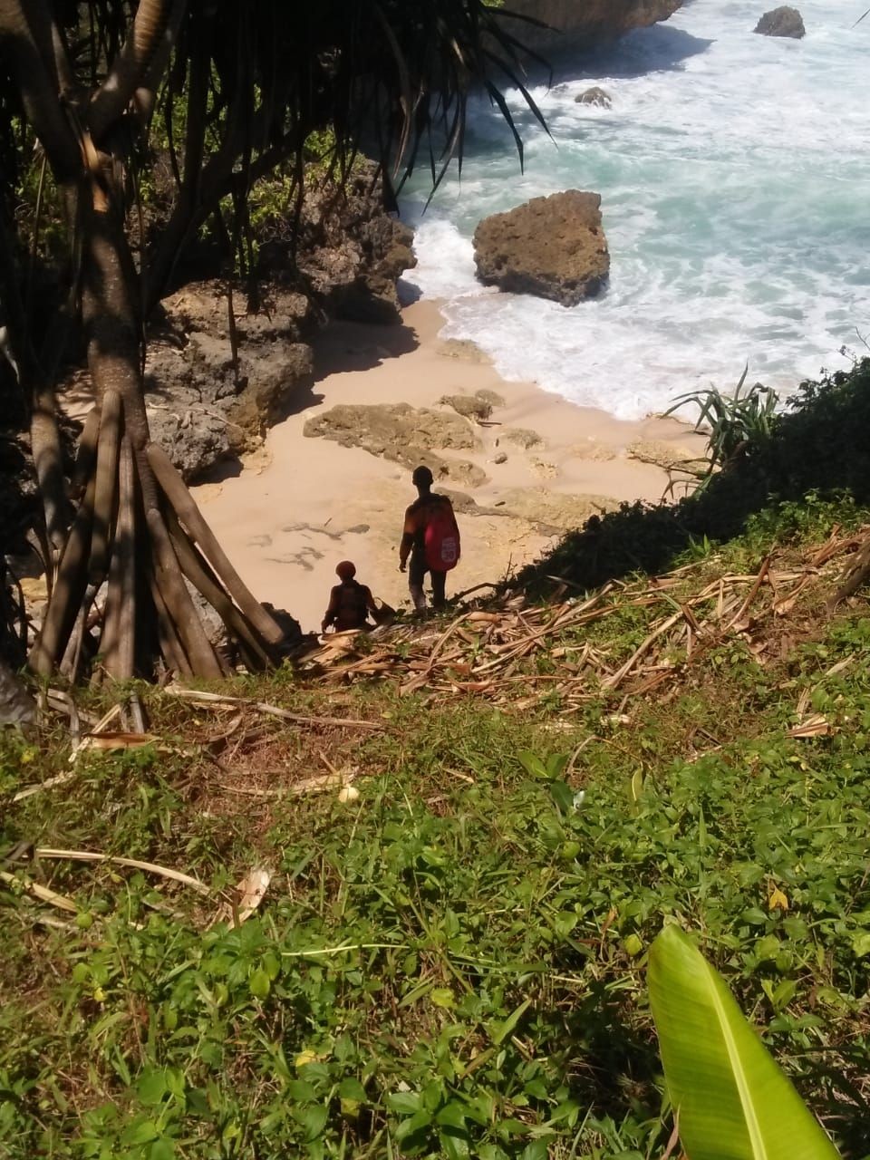 Basarnas Temukan Korban Hilang di Pantai Watu Lepek 