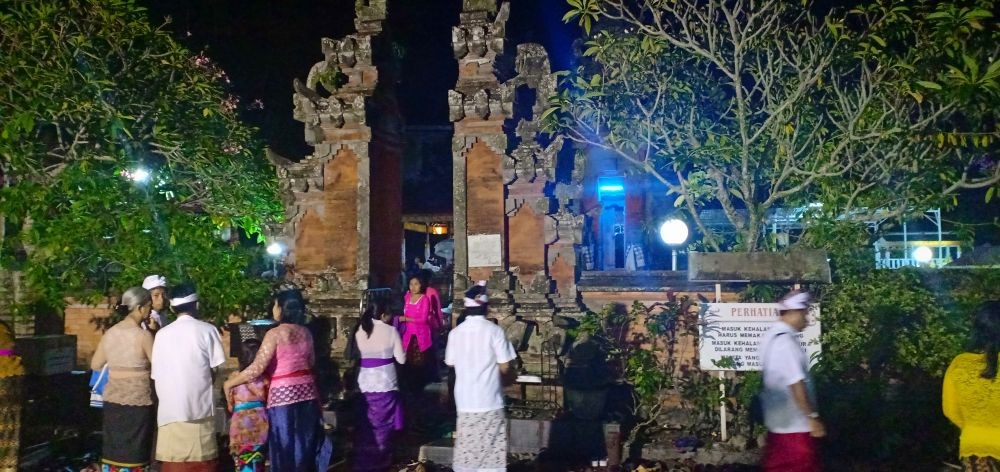 Catat Ya! Pujawali di Pura Sakenan Bali Tahun Ini Dilakukan Terbatas