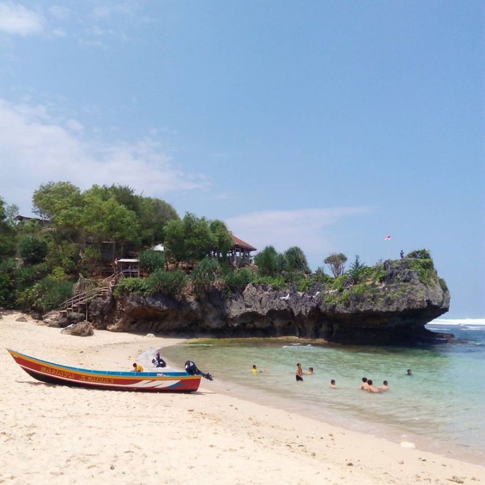 Wisata Pantai Sadranan Yogyakarta Rute Dan Harga Tiketnya