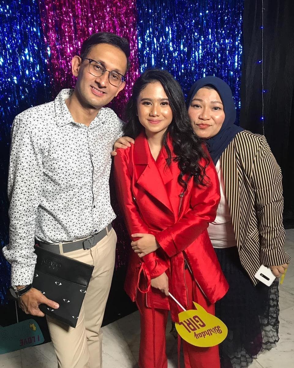 10 Potret Keseruan Pesta Perayaan Sweet Seventeen Tissa Biani