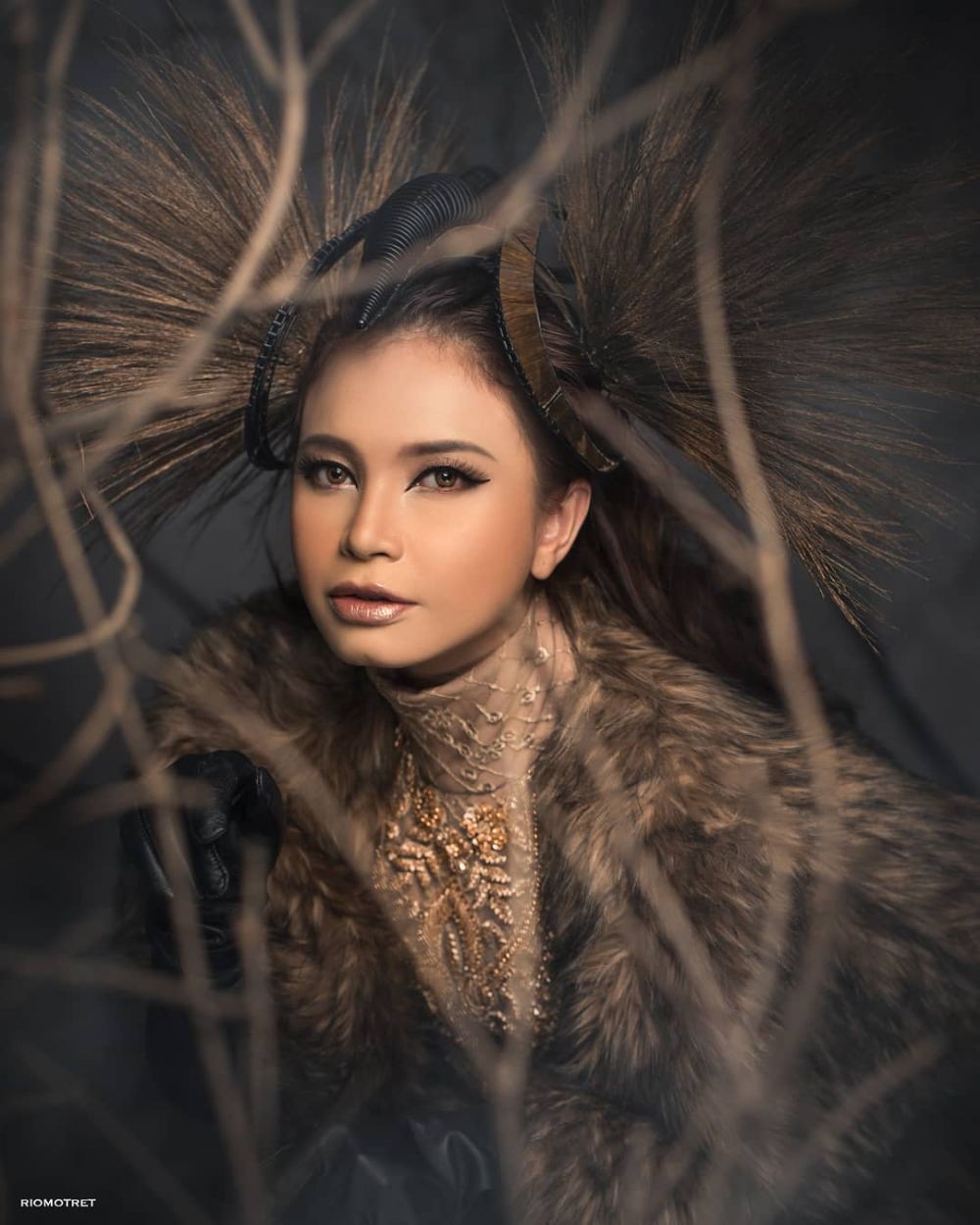 Bertema Lion King, Ini 10 Potret Istimewa Selebriti Karya Rio Motret