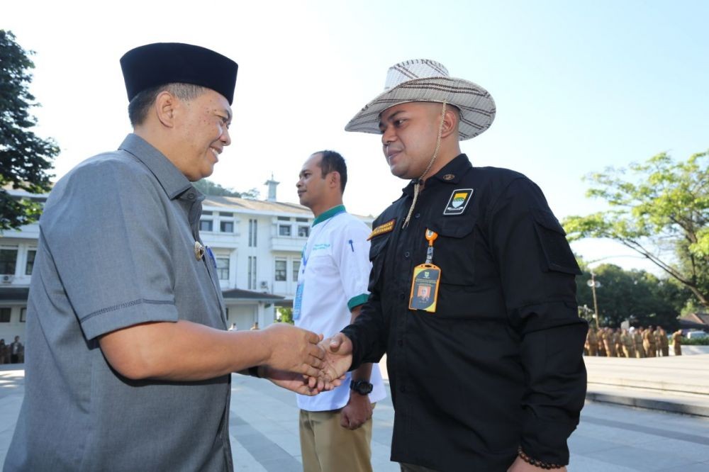 Wali Kota Bandung Imbau Panitia Kurban Tak Gunakan Kantong Kresek