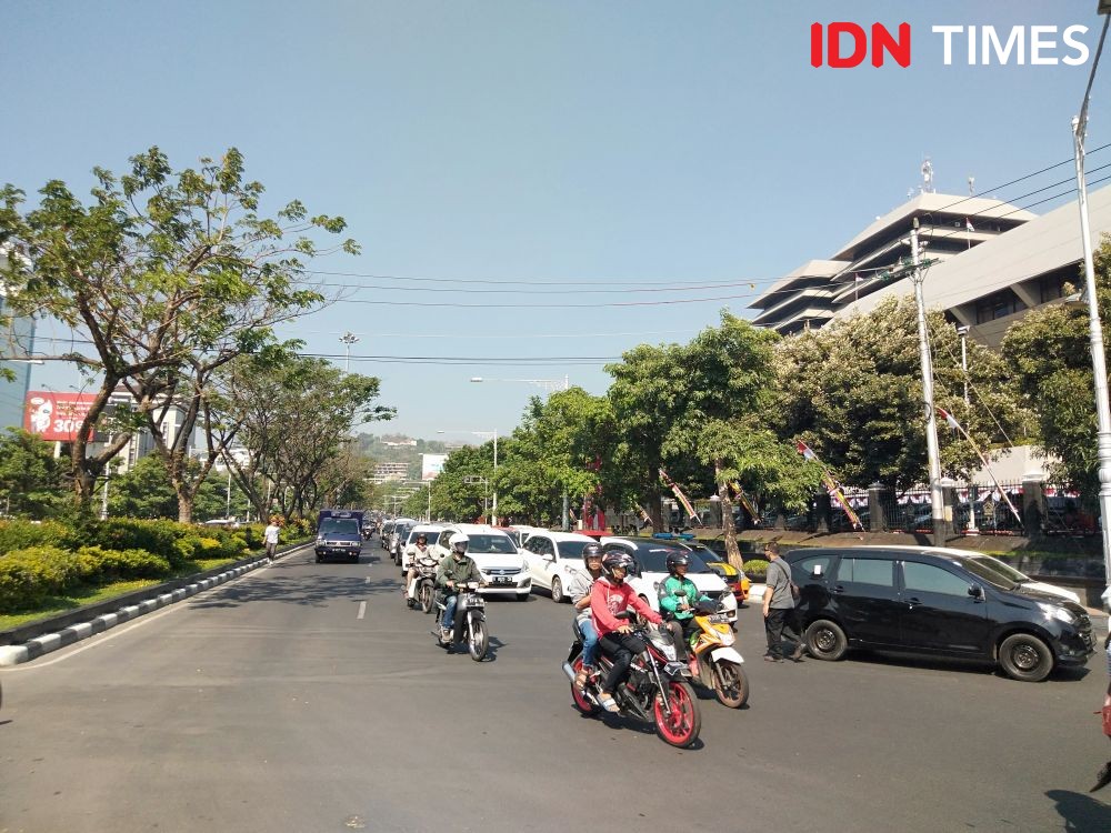 Bonusnya Dipotong, Ratusan Driver Online Semarang Mogok Kerja