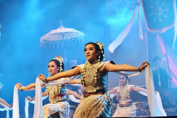 Cara Pemprov Jabar Mengenalkan Budaya Sunda pada Milenial