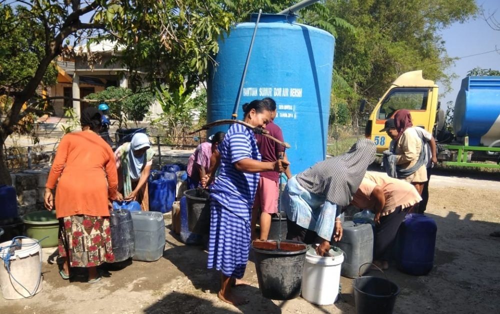74 Desa di Bojonegoro Terdampak Kekeringan, BPBD Droping Air