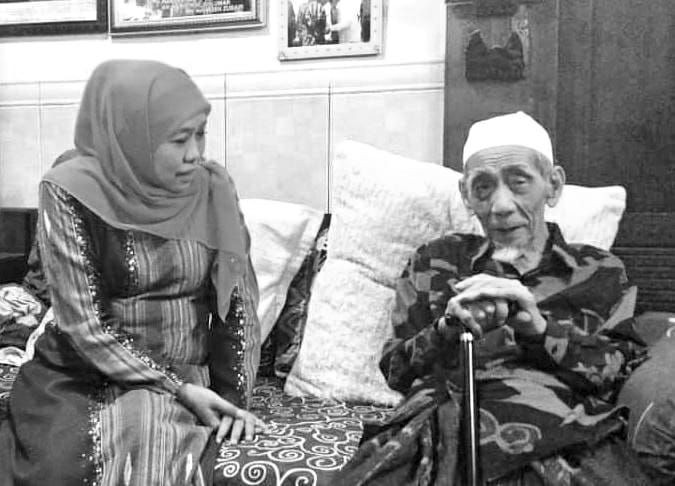 Bagaimana Sosok Mbah Moen di Mata Masyarakat Jawa Barat