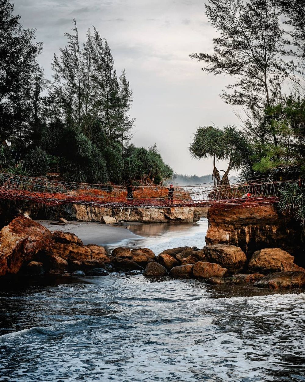 10 Tempat Wisata di Bengkulu yang Paling Hits