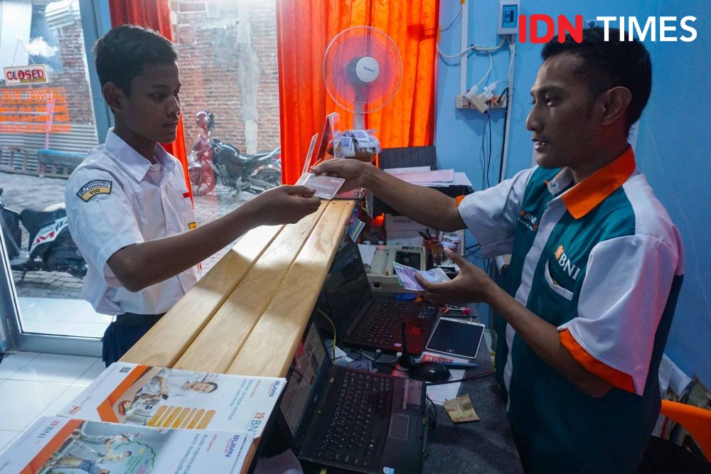 [FOTO] e-Warong Ramah Lingkungan, Ajak Warga Kurangi Pemakaian Kertas