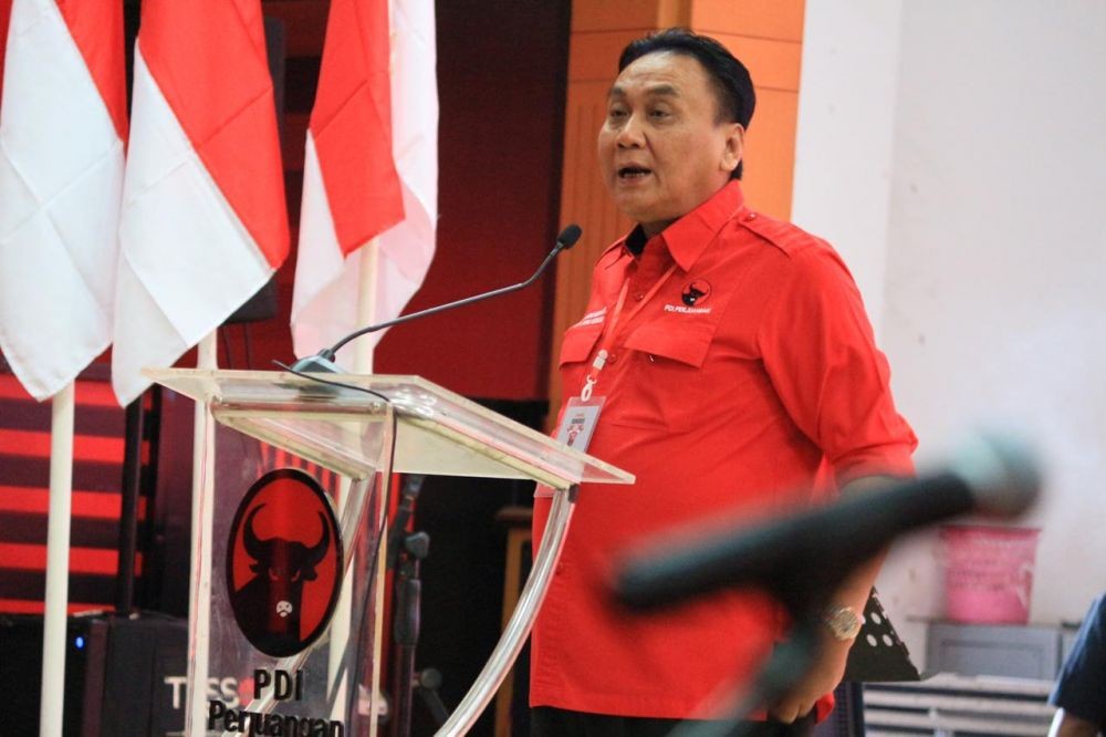 PDIP Gotong Royong Biayai Billboard Kepak Sayap, Puan Ketawa-ketawa