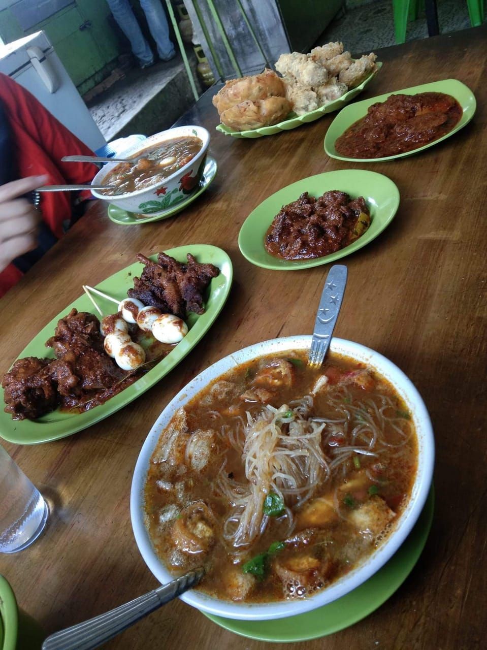 5 Rekomendasi Warung Mie Sop di Kota Siantar, Dijamin Mantap!