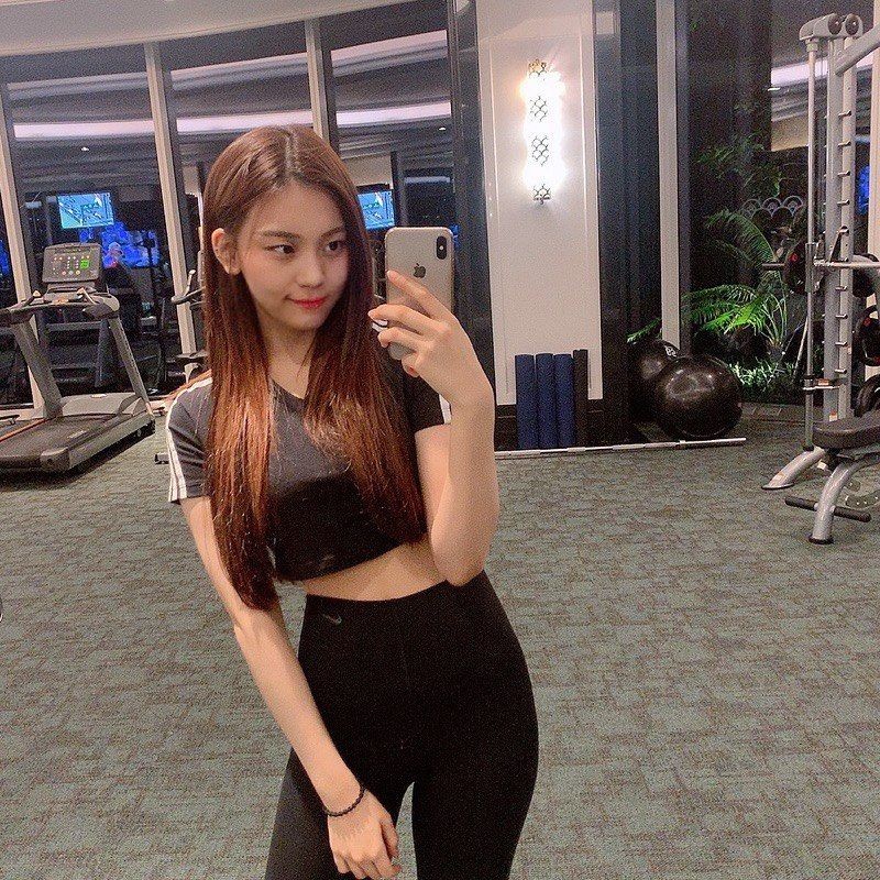 Makin Dewasa 10 Potret Body Goals Umji Gfriend Yang Bikin