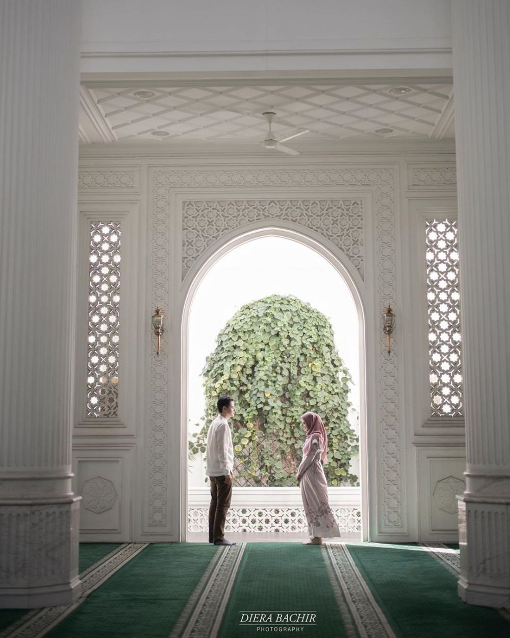 Romantis Abis, 10 Potret Prewed Cut Meyriska dan Roger Danuarta